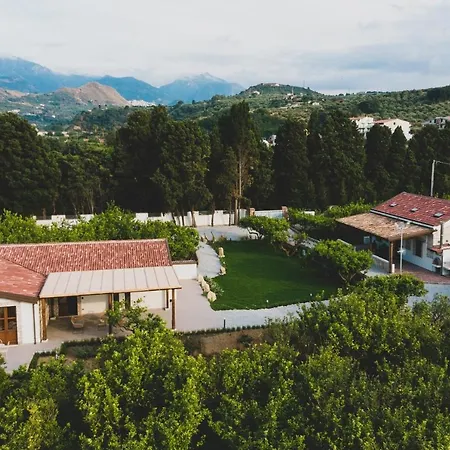 Il Limoneto Bed & Breakfast *