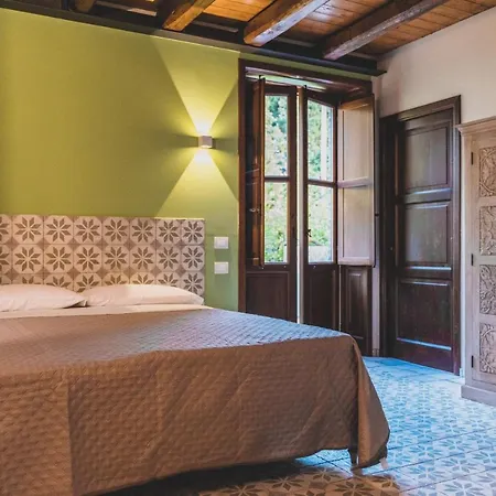 Bed & Breakfast Il Limoneto 4*
